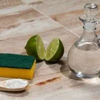 Vinegar to clean bathroom tiles