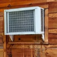 How to tilt a window air conditioner